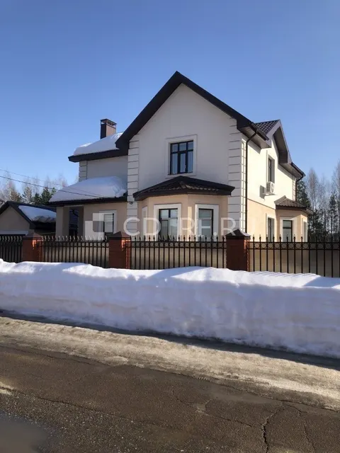 Дом и земельный участок в РТ, Лаишевский р-н, д. Вороновка, ул. Новосельская, д. 18