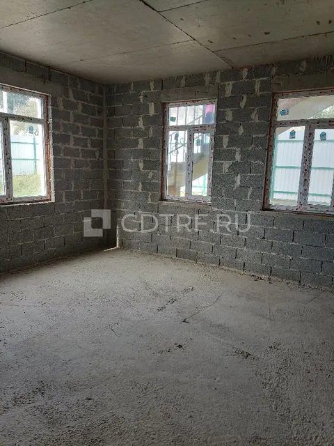 Жилой дом, общей площадью 212,7 кв.м; Земельный участок, площадью 500 кв.м., Россия,,...