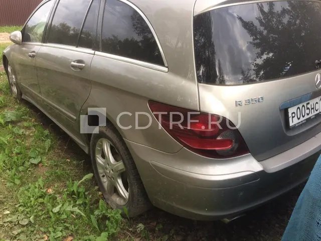 Лот №2: Легковой автомобиль, марка: MERCEDES BENZ R350, 2005 г.в., цвет: Серый