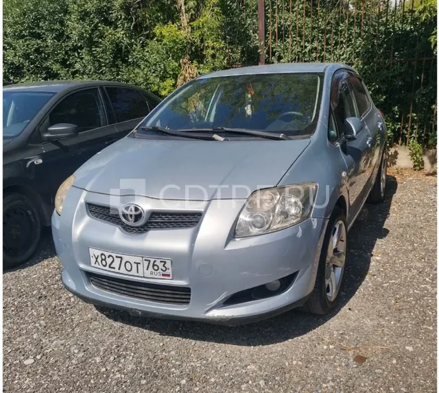 Автомобиль Toyota Auris 2007 г.в.