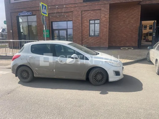Бегахмедова Ф.М. Автомобиль ПЕЖО 308