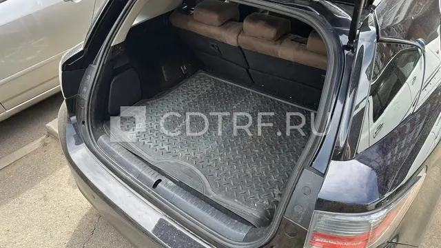 Легковой автомобиль марки и модели: Lexus СТ200Н, 2012 г.в., VIN: ZWA10-2096425
