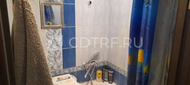Сидоров. 1\4 доли в 43.2 кв.м. адр: Курская обл, г. Курск, ул. Дубровинского, д 7, кв 25