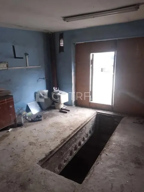 - Нежилое здание (гараж), площадь 21,5 кв.м., адрес: г.Липецк, Гаражный кооператив...
