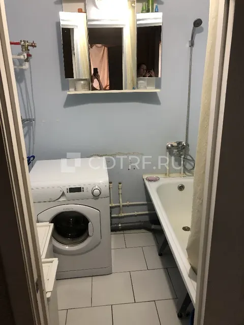 2-комнатная квартира, г. Пермь, ул. В. Засулич, д. 50, кв. 5, общей площадью 47,7 кв.м..