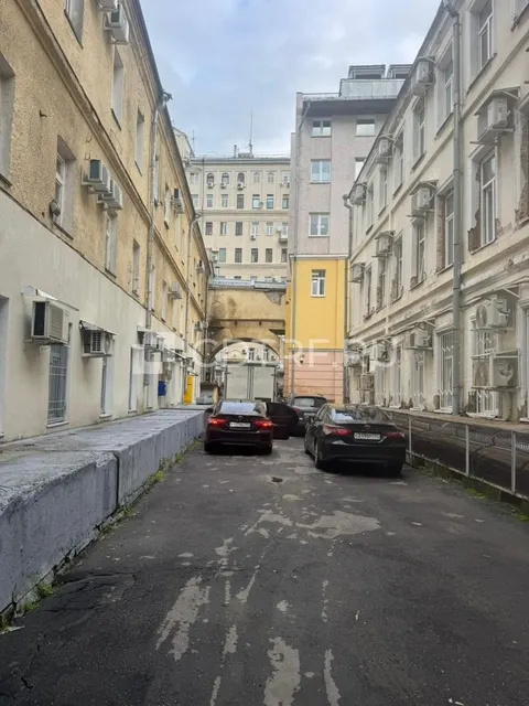 Лот№1 ЗДАНИЕ в Центре г.Москвы (40,8 м2) с ЗУ (103 м2)Близость к Кремлю и Красной площади