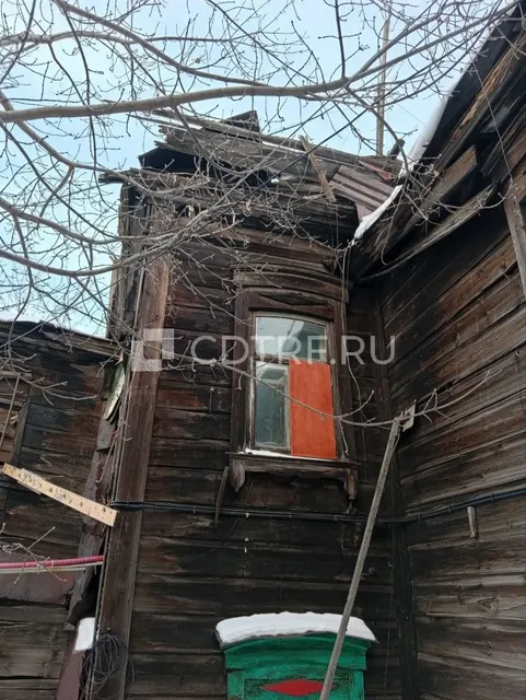 Квартира и земельный участок по адресу: Иркутск, ул Октябрьской Революции, д 10