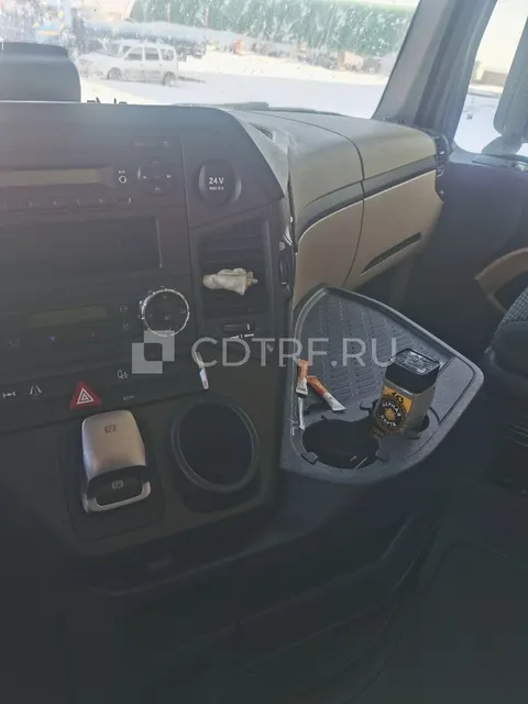 Mercedes Benz Actros 1845LS. Лот №3