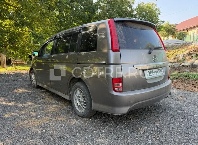 Автомобиль TOYOTA ISIS TOYOTA, год 2007