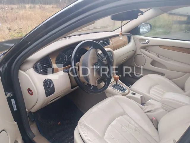 легковой автомобиль марки «Jaguar X-Ture» 2003 года выпуска.
