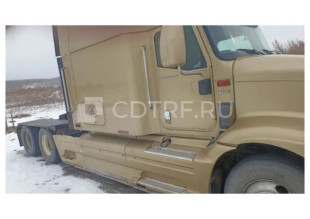 Грузовой автомобиль INTERNATIO NAL 92001, 2003 года выпуска. Лот №1