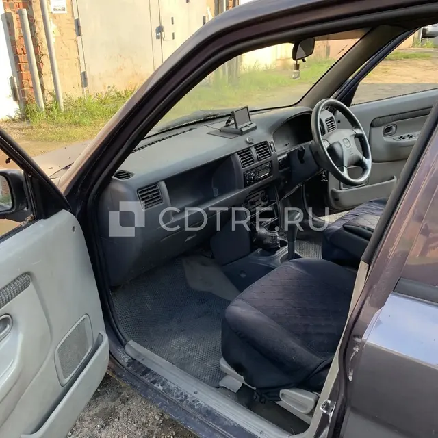 Легковой автомобиль: Mazda Demio, 1999 г.в., г/н: Р 816 УА 38, VIN: ОТСУТСТВУЕТ.