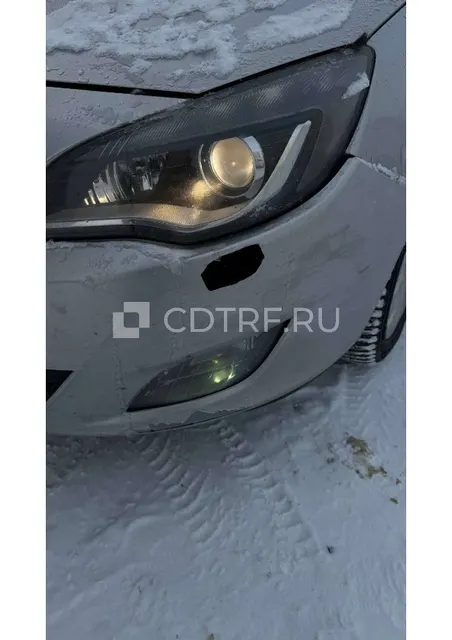 Автомобиль марки OPEL модель Astra 2010