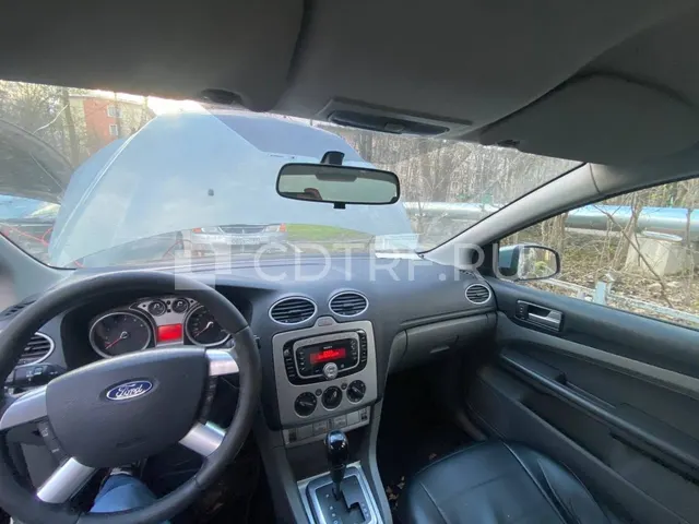 Автомобиль Ford Focus, год выпуска 2009