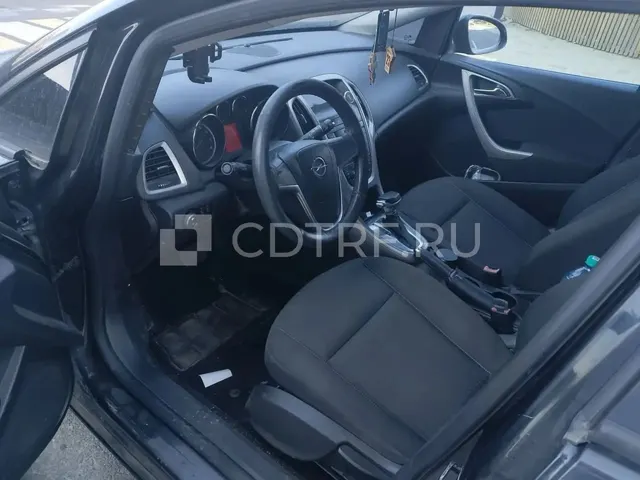 автомобиль Opel Astra, 2011, VIN – XUFPD6DD4C3010110