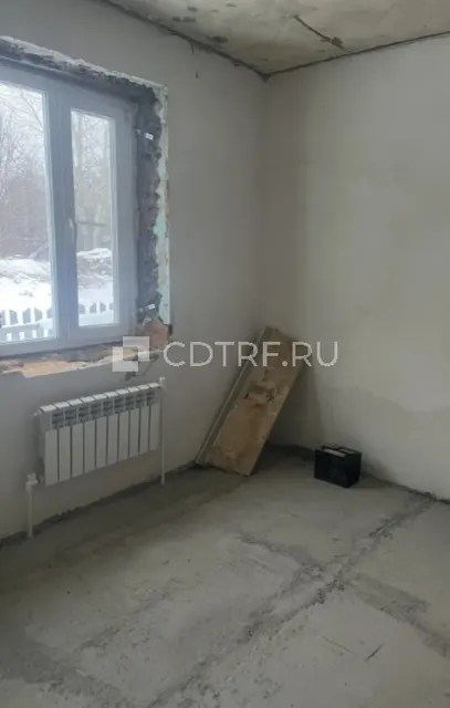 Жилой дом и земельный участок, адрес Свердловская обл., г. Алапаевск, ул. Большакова, д.11