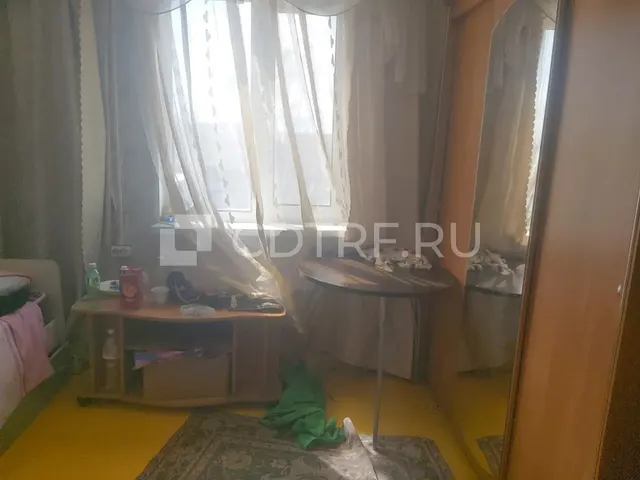 Жилое помещение, площадь 37,1 кв.м., доля: 1/2