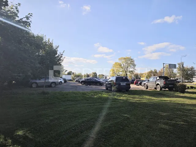Москва, нежилое здание 307,5 кв.м., земельный участок 14 соток под магазин с ОСЗ