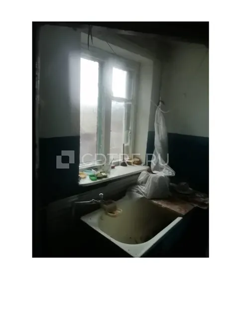 2\5 доли в жилом помещении