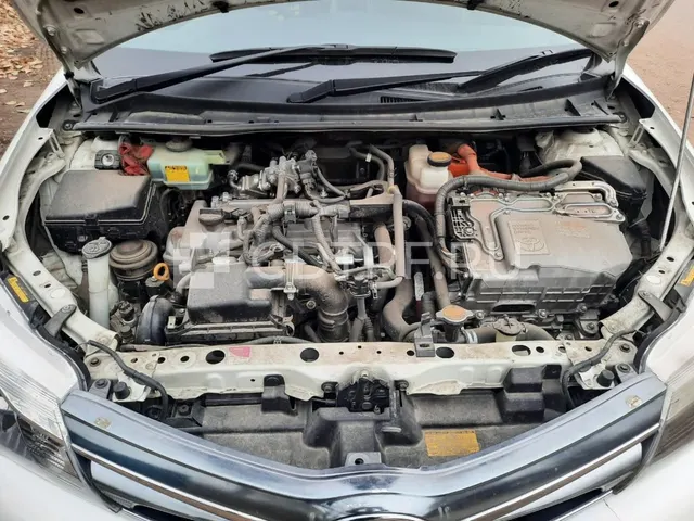 Легковой автомобиль, марка/модель: TOYOTA COROLLA FIELDER HYBRID, год выпуска: 2014.
