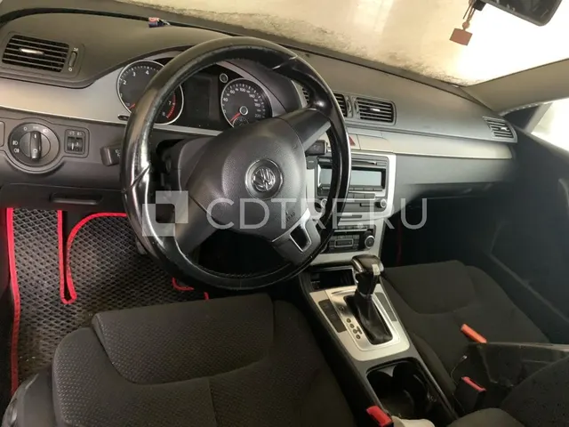 Торги по продаже автомобиля VOLKSWAGEN PASSAT, 2010 г.в.