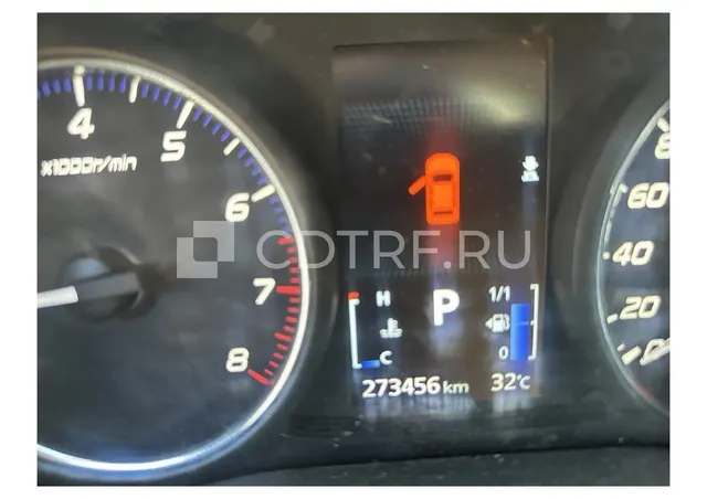 Автомобиль MITSUBISHI OUTLANDER 2012 года выпуска