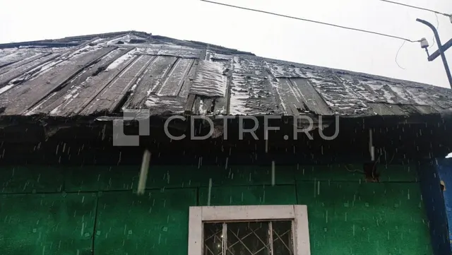 Жилой дом и земельный участок в Кемеровской области.