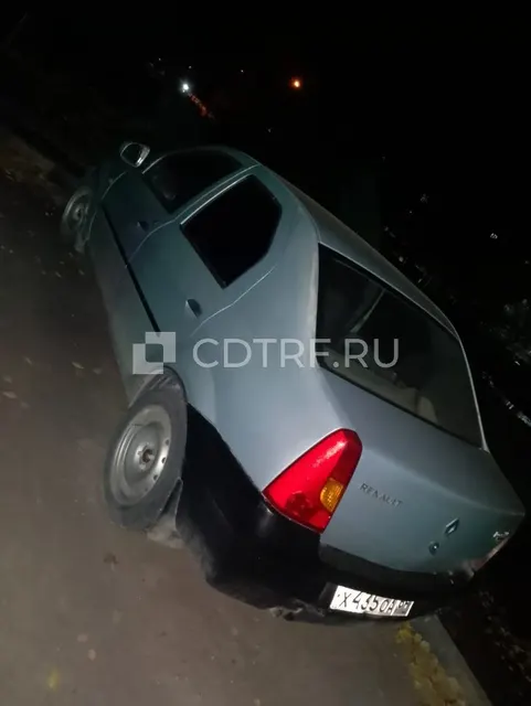 Легковой автомобиль, марка: РЕНО LOGAN SR, год изготовления: 2007, цвет: Светло-зеленый.