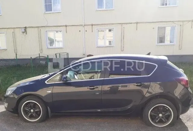 Автомобиль OPEL ASTRA 2010 года выпуска, VIN XUFPE6DJ8A3012541