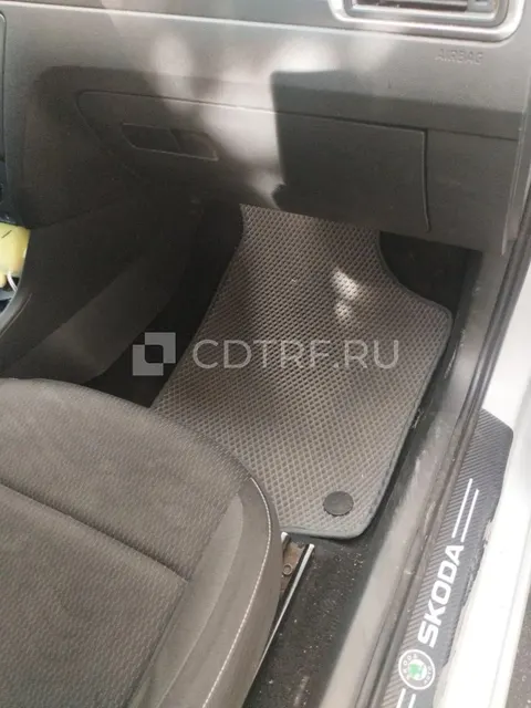 Легковой автомобиль SKODA RAPID, 2015 г.в.