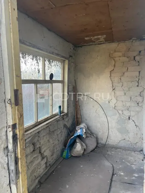 - Здание нежилое, кадастровый номер 48:20:0210501:1222, общей площадью 18,3 кв.м.,...