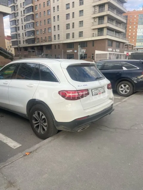 Легковой автомобиль МЕРСЕДЕС-БЕНЦ GLC 250 4 MATIC, 2018 года выпуска, VIN WDC2539461V07542