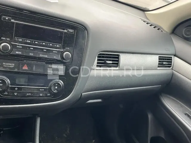 Парфирьев Е.Г. MITSUBISHI Outlander 2012 года выпуска