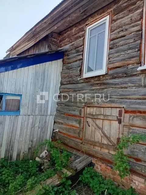 1/4 Доля в праве на дом и земельный участок Никитиной М.В.