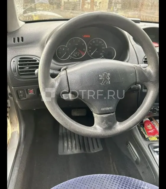 ТС PEUGEOT 206, 2005 года выпуска. VIN: VF32CKFWR44383594. Рег. знак: С102НТ198.