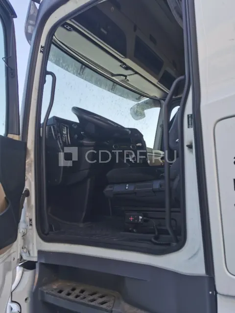 Mercedes Benz Actros 1845LS. Лот №3