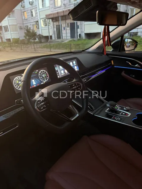 Автомобиль Omoda C5, 2023 г.в., VIN: LVVDB21B6PD116853. Находится в залоге у Банка ВТБ (ПА