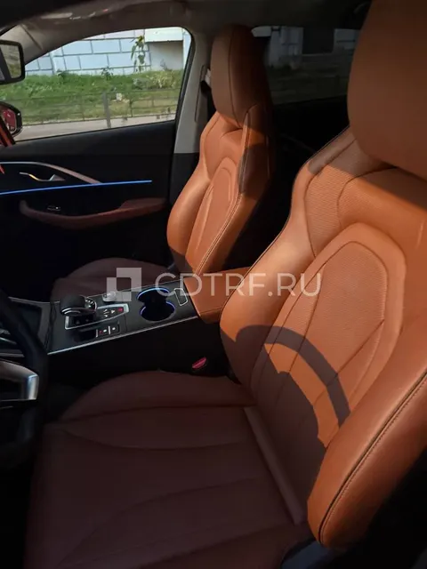 Автомобиль Omoda C5, 2023 г.в., VIN: LVVDB21B6PD116853. Находится в залоге у Банка ВТБ (ПА