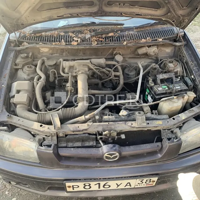 Легковой автомобиль: Mazda Demio, 1999 г.в., г/н: Р 816 УА 38, VIN: ОТСУТСТВУЕТ.