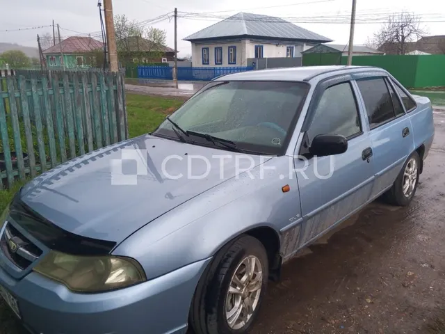 Легковой автомобиль Дэу Нексия