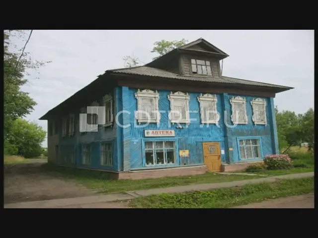 Здание нежилое 52:02:0050001:994,зем. уч. 52:02:0050001:443 (760м2)Пижма, ул Калинина, д 2