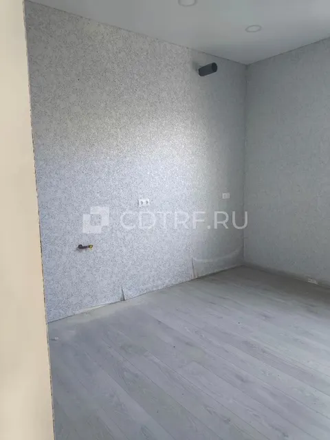 жилой дом и земельный участок