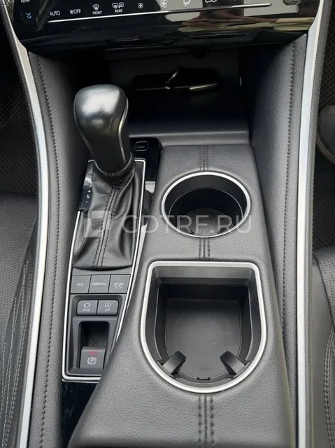 Легковой автомобиль TOYOTA AVALON, 2022 года выпуска, с VIN номером LFMAJ54K2NS043631