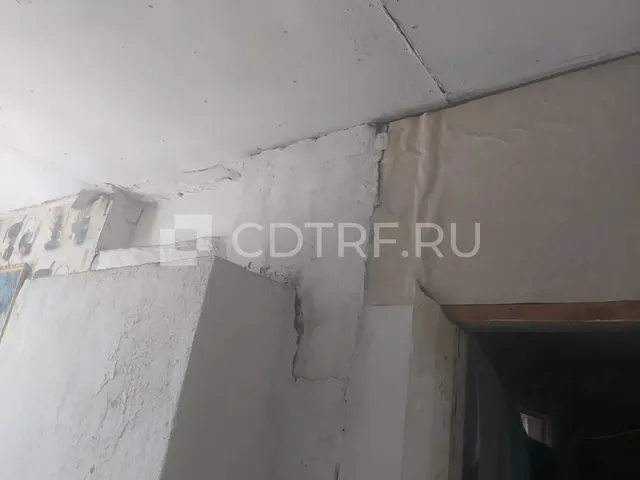 Жилое помещение, площадь 37,1 кв.м., доля: 1/2