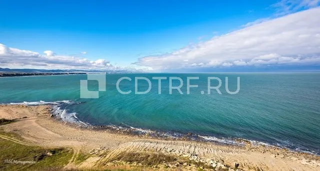 Лот №1 Гостиничный комплекс на первой линии возле моря