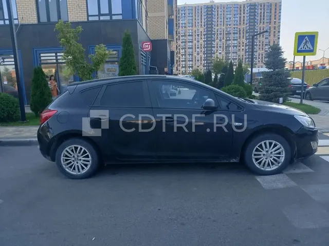 автомобиль Opel Astra, 2011, VIN – XUFPD6DD4C3010110
