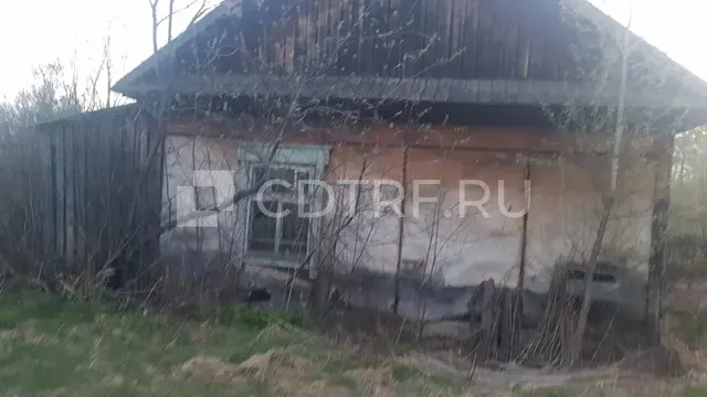 Земельный участок, 1091+/-12 кв.м., доля: 1/2; Квартира, 48.1 кв.м., доля: 1/2 Лот №1