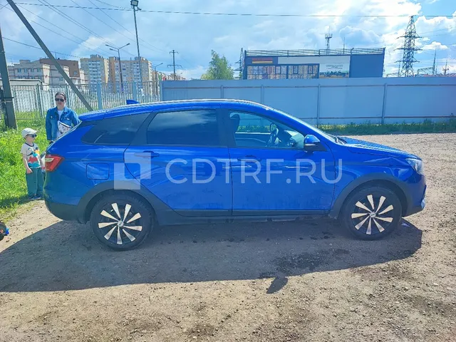 продажа LADA VESTA SW CROSS (LADA VESTA GFK110), 2021г.в. должник Румянцев Д.В.