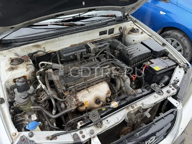 Автомобиль HYUNDAI ELANTRA 1.6 GLS, год выпуска 2005, VIN: KMHDN41BP6U195826. Лот №1
