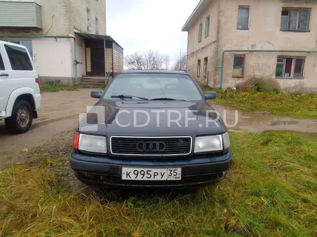 Легковой автомобиль AUDI 100